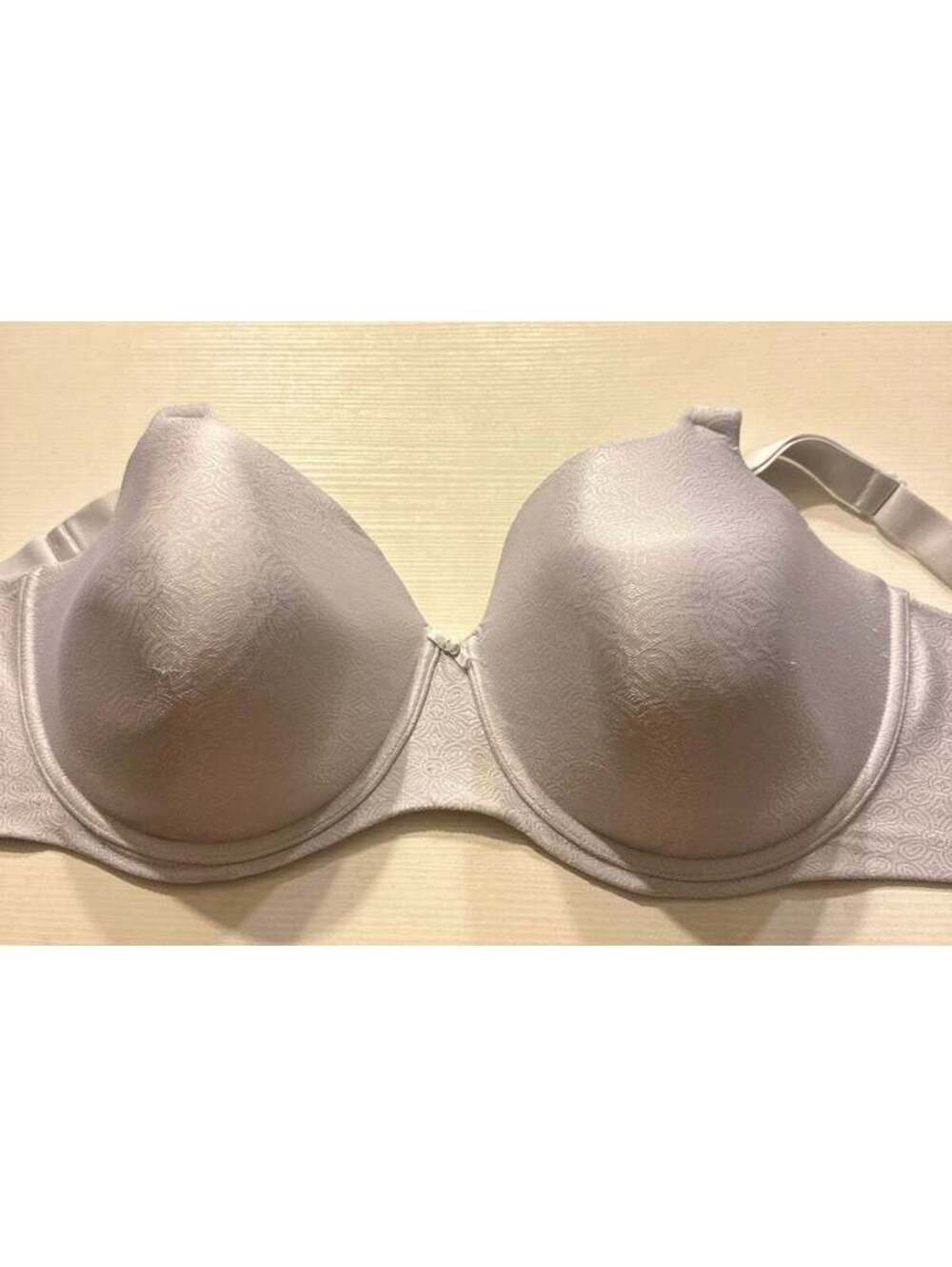Vanity fair bra size 42 DD